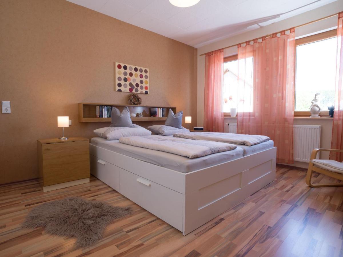 Ferienwohnung Am Gaesschen Scheiden Exterior foto